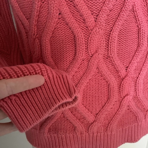 Chunky Cable Knit Sweater Coral Coast Salmon with FLAW - Picture 12 of 14